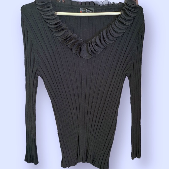NWOT Prominence Rib Knit Black Pullover Sweater Fitted Ruffle Circle Collar XL - Picture 7 of 11